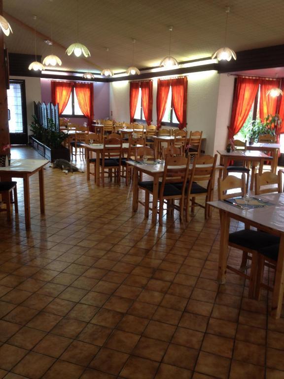 Hotel Fleuritel Charleville-Mézières 外观 照片