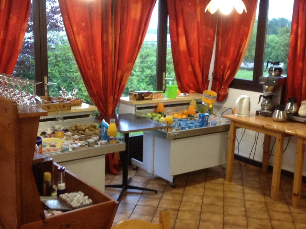 Hotel Fleuritel Charleville-Mézières 外观 照片